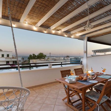Casa Vacanze Orlando - Con Veranda Vista Mare A 200M Dal Mare Santa Maria di Leuca Eksteriør billede
