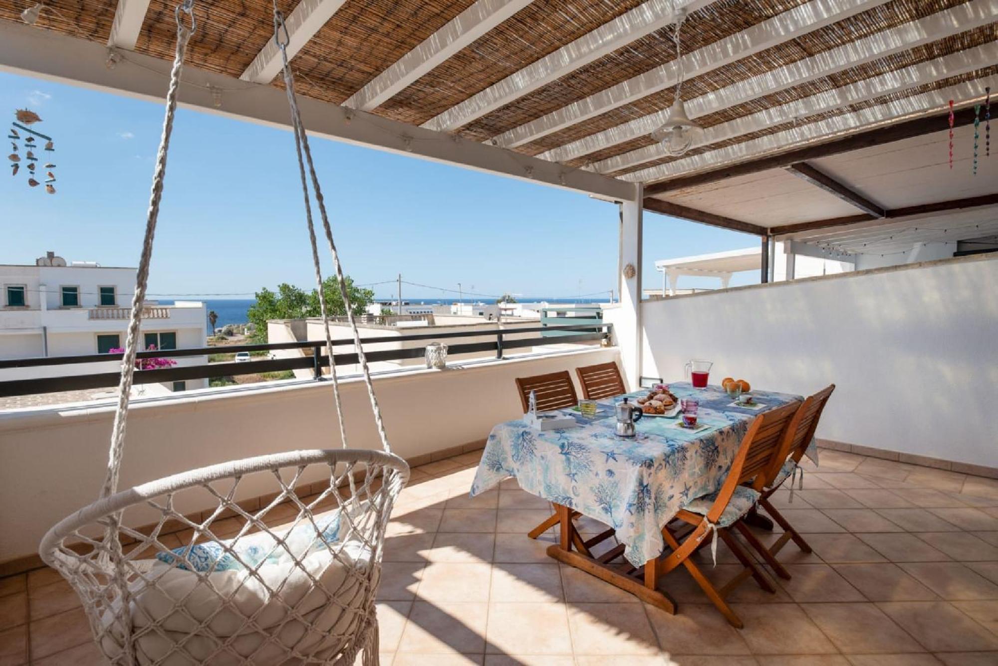 Casa Vacanze Orlando - Con Veranda Vista Mare A 200M Dal Mare Santa Maria di Leuca Eksteriør billede